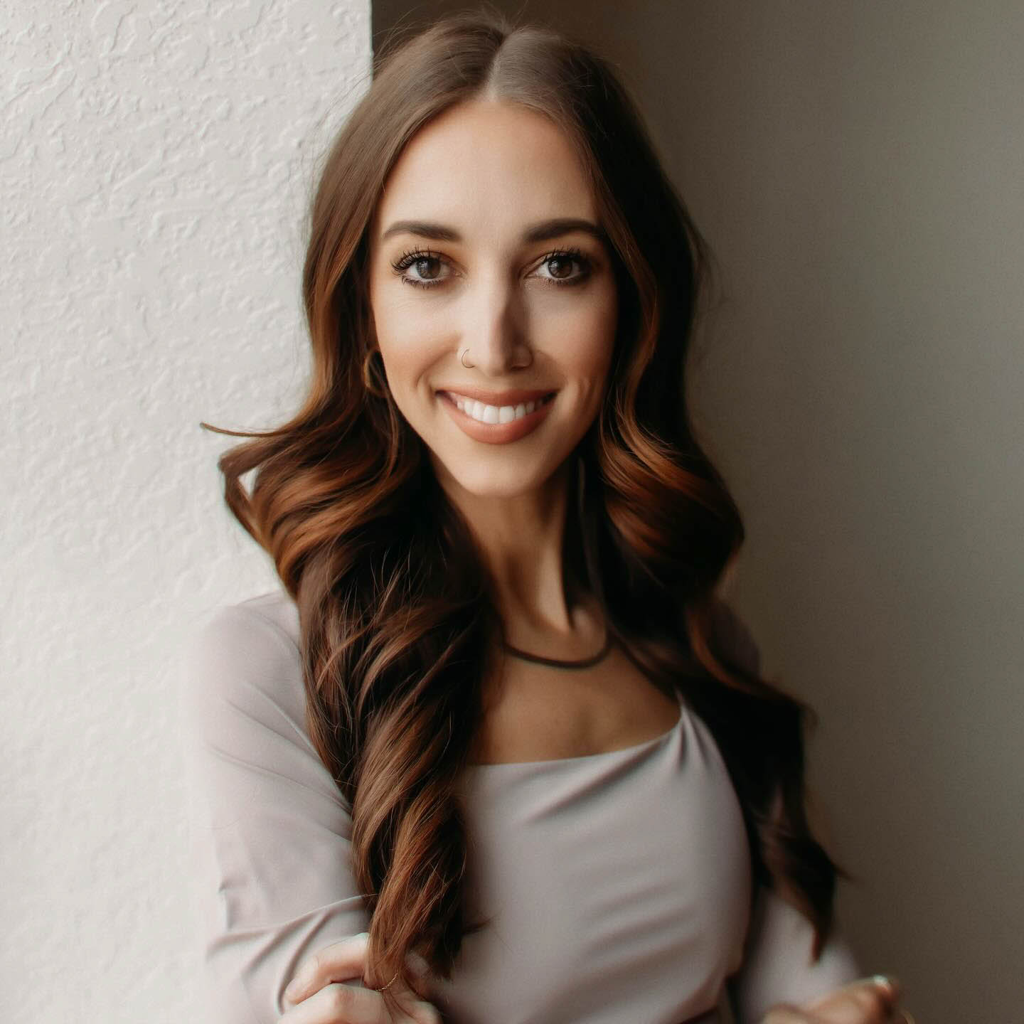 Lauren Hall Headshot 1×1